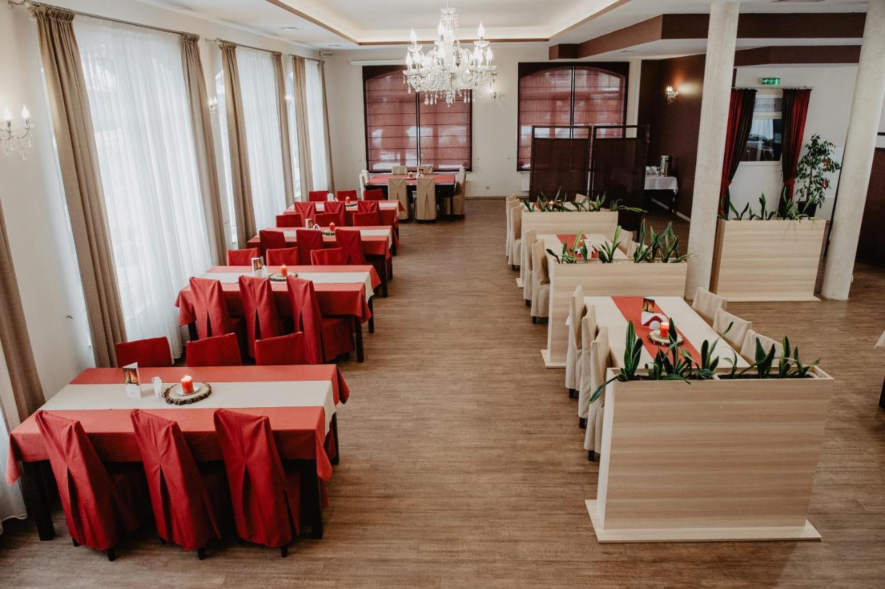 Hotel Zacisze Bratkowice 외부 사진